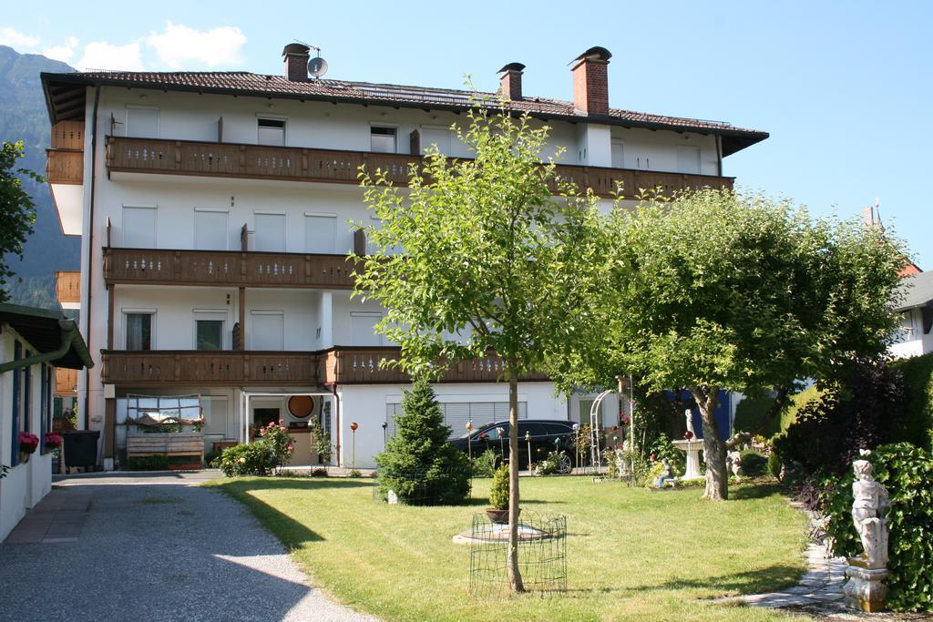 Hotel Garni Almenrausch Und Edelweiss 가르미슈파르텐키르헨 외부 사진