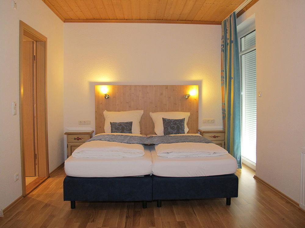Hotel Garni Almenrausch Und Edelweiss 가르미슈파르텐키르헨 외부 사진
