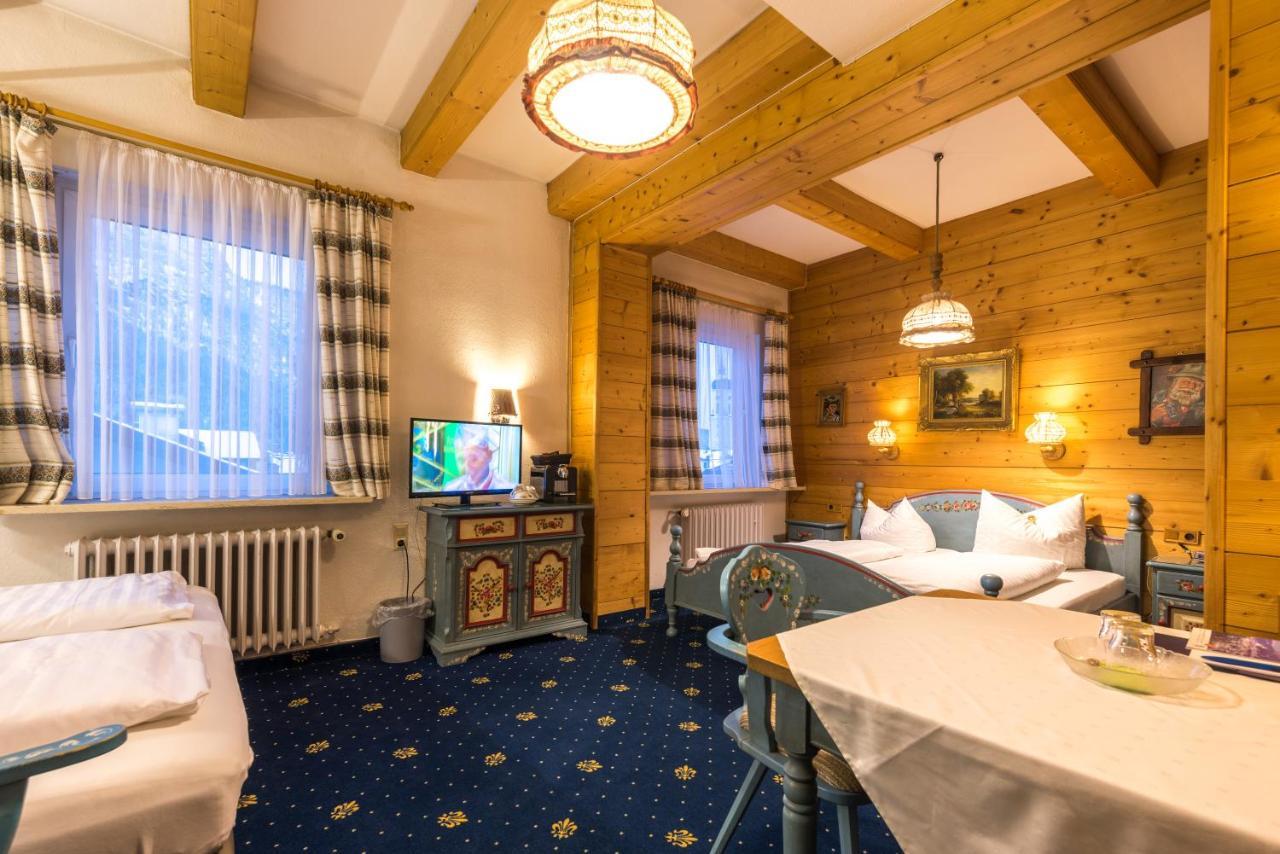 Hotel Garni Almenrausch Und Edelweiss 가르미슈파르텐키르헨 외부 사진