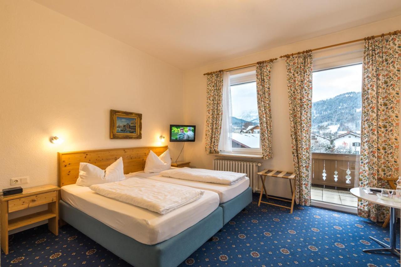 Hotel Garni Almenrausch Und Edelweiss 가르미슈파르텐키르헨 외부 사진