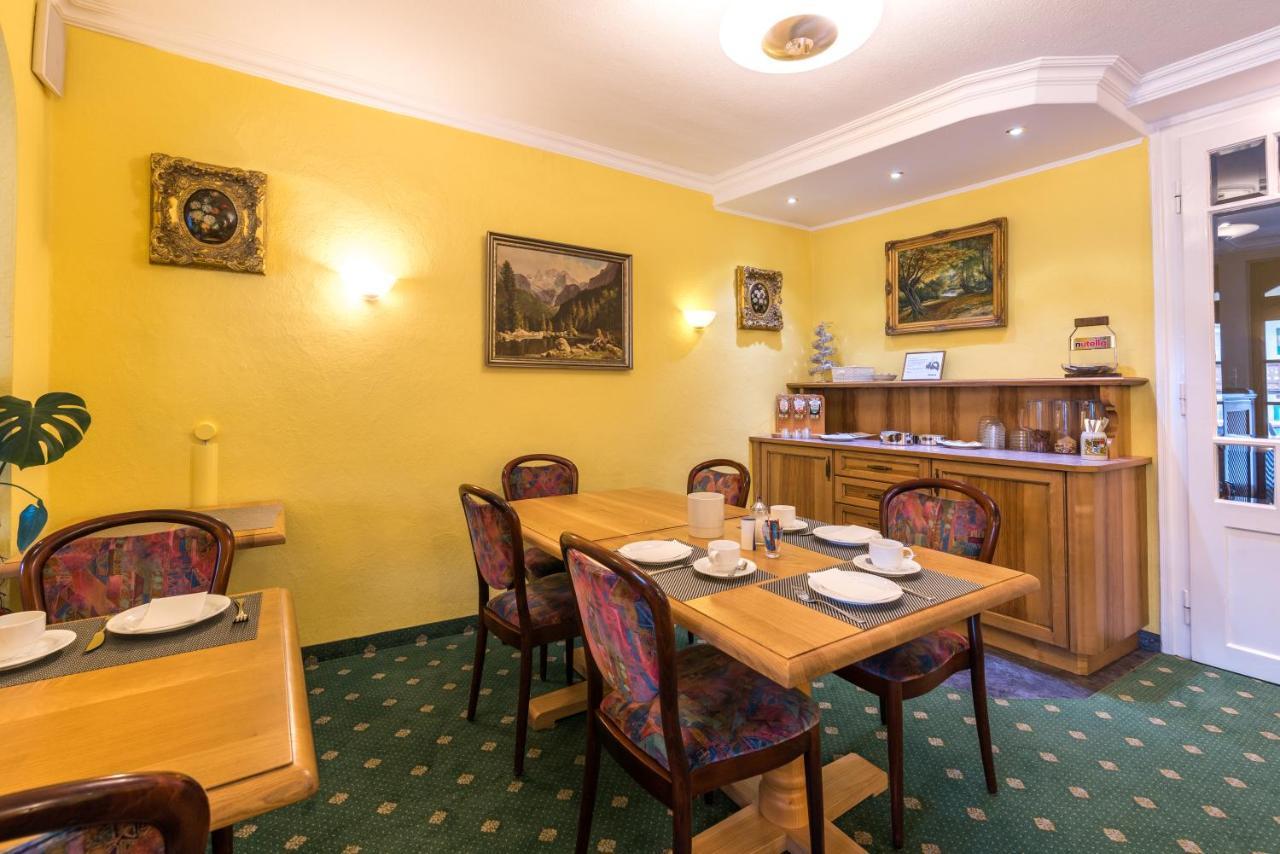 Hotel Garni Almenrausch Und Edelweiss 가르미슈파르텐키르헨 외부 사진