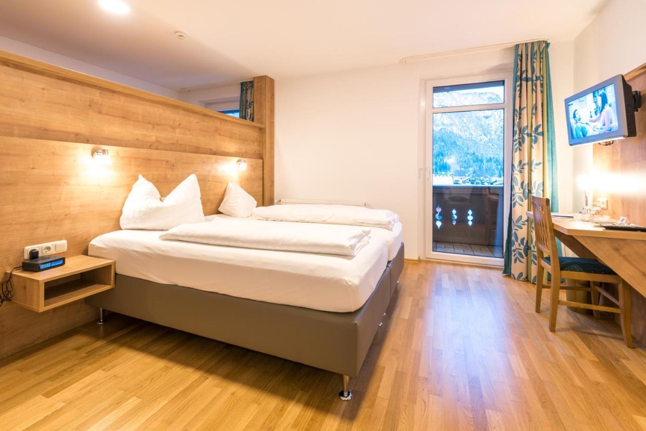 Hotel Garni Almenrausch Und Edelweiss 가르미슈파르텐키르헨 외부 사진