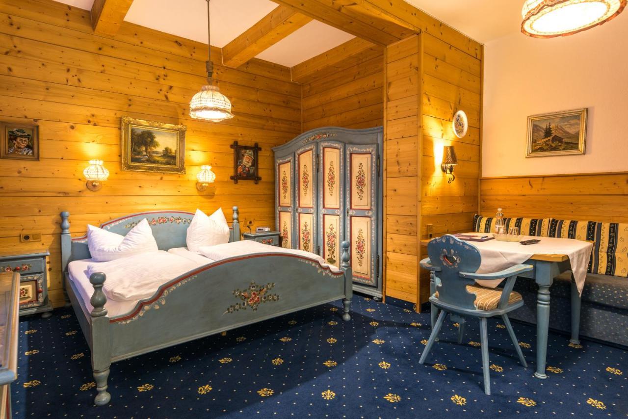 Hotel Garni Almenrausch Und Edelweiss 가르미슈파르텐키르헨 외부 사진